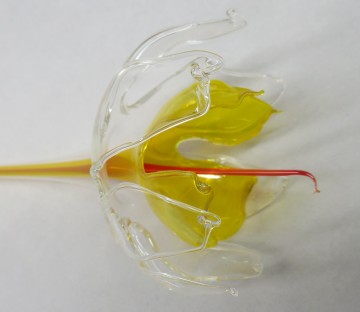 glas geblazen bloem geel