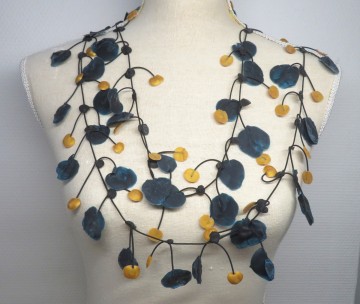 rubber ketting blauw goud