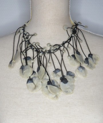 Korte ketting parelmoer latex a