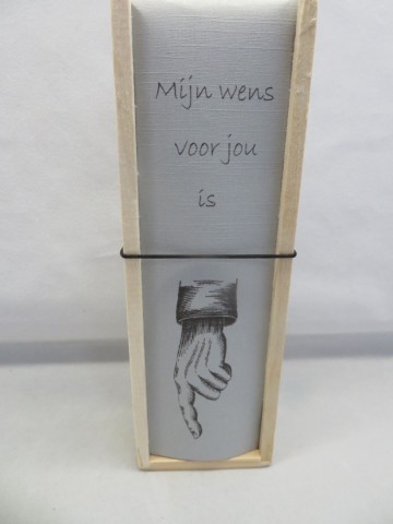 Wensflesje in doos 2